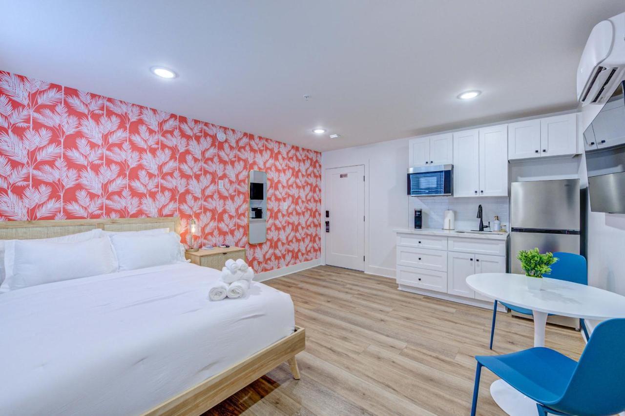 Let'S Surf Studio Apartment Galveston Exterior photo