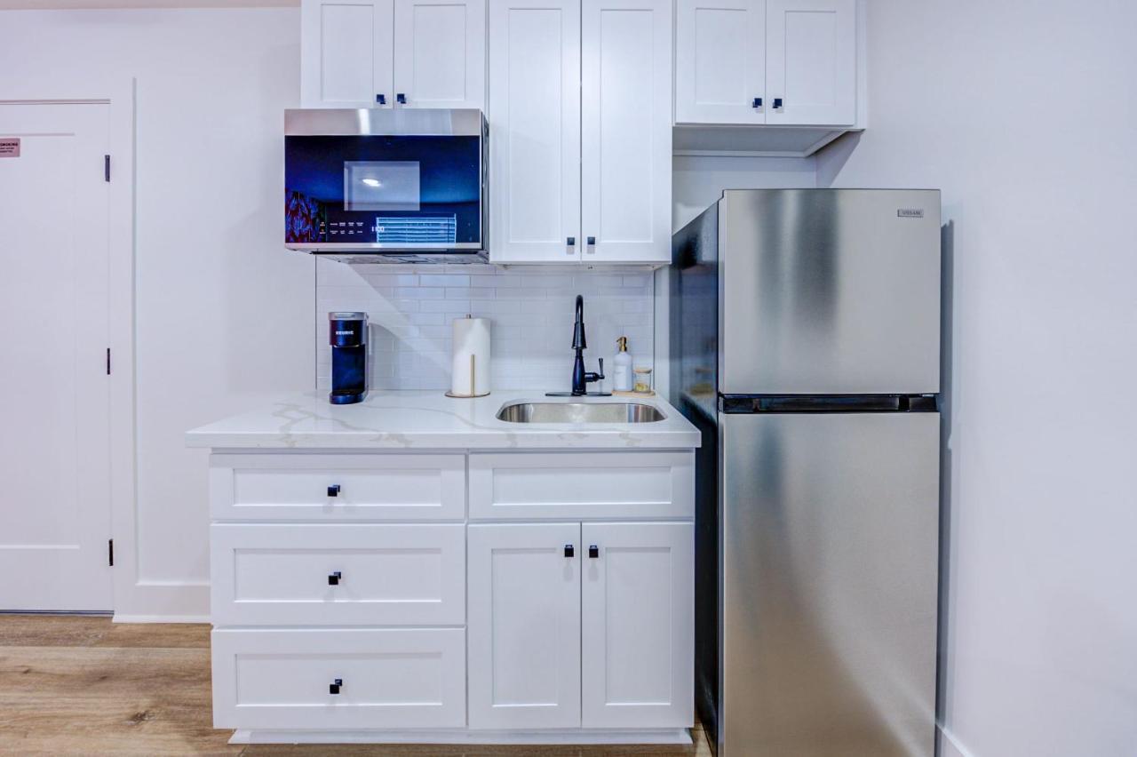 Let'S Surf Studio Apartment Galveston Exterior photo